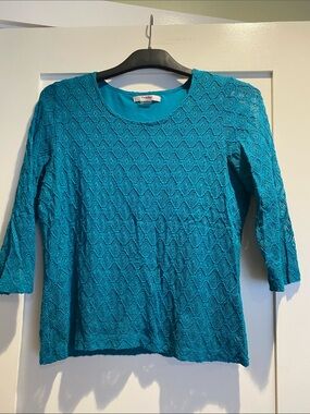 TanJay Teal Lace-Overlay Long Sleeve Women's Top. Size PM (petite medium)
